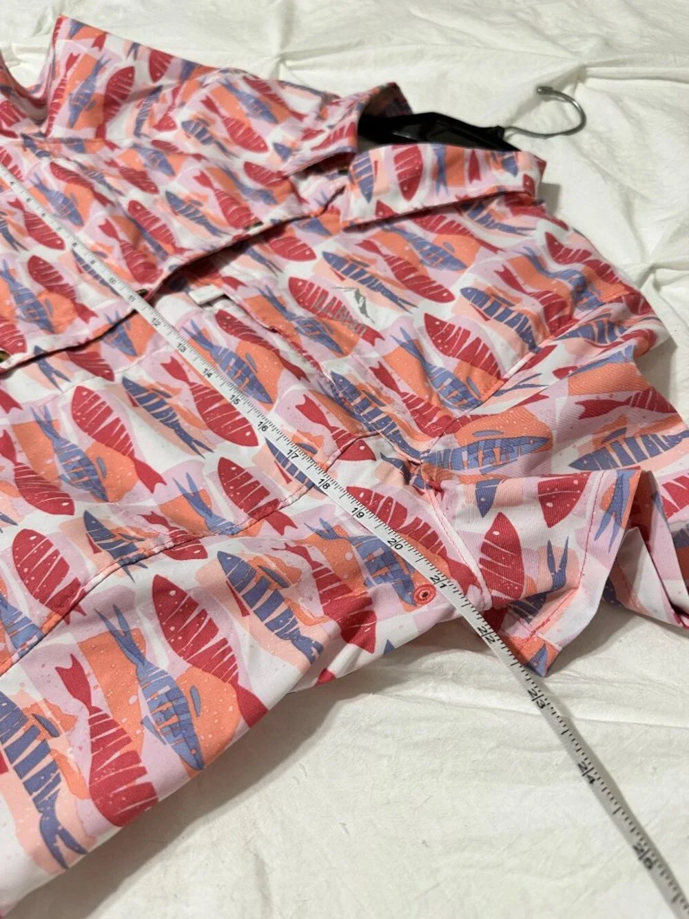 L.L. Bean Shirt Tropicwear Womens Button Up Short Sleeve Vented Fish Print M - Picture 6 of 11